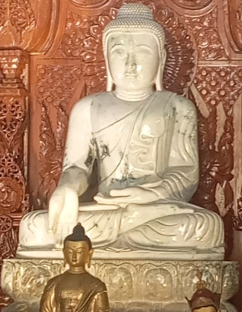 varada mudra
